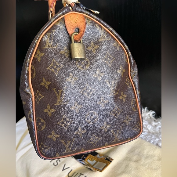 Louis Vuitton Speedy 30 Monogram - Picture 5 of 16